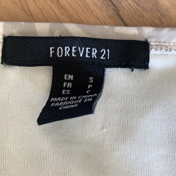 Crop top - Picture 2 of 4